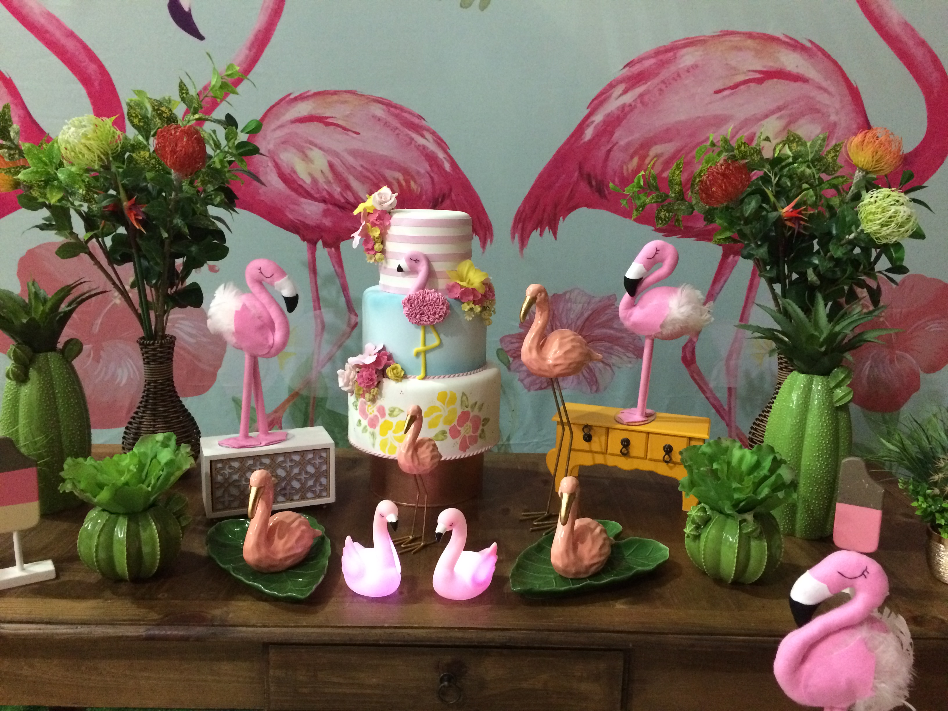 Detalhe mesa Flamingo