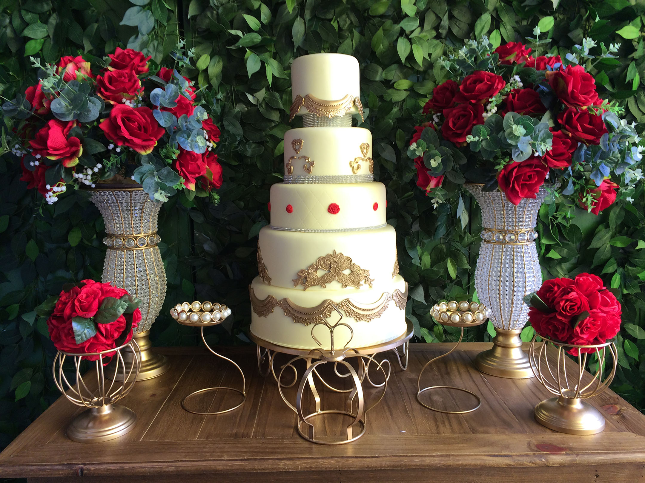 Detalhe mesa para vários perfis de festa.