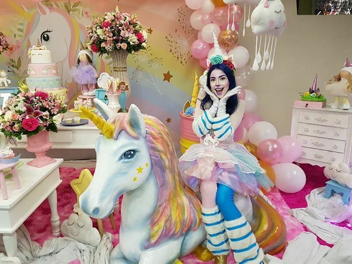 Detalhe mesa Unicórnio